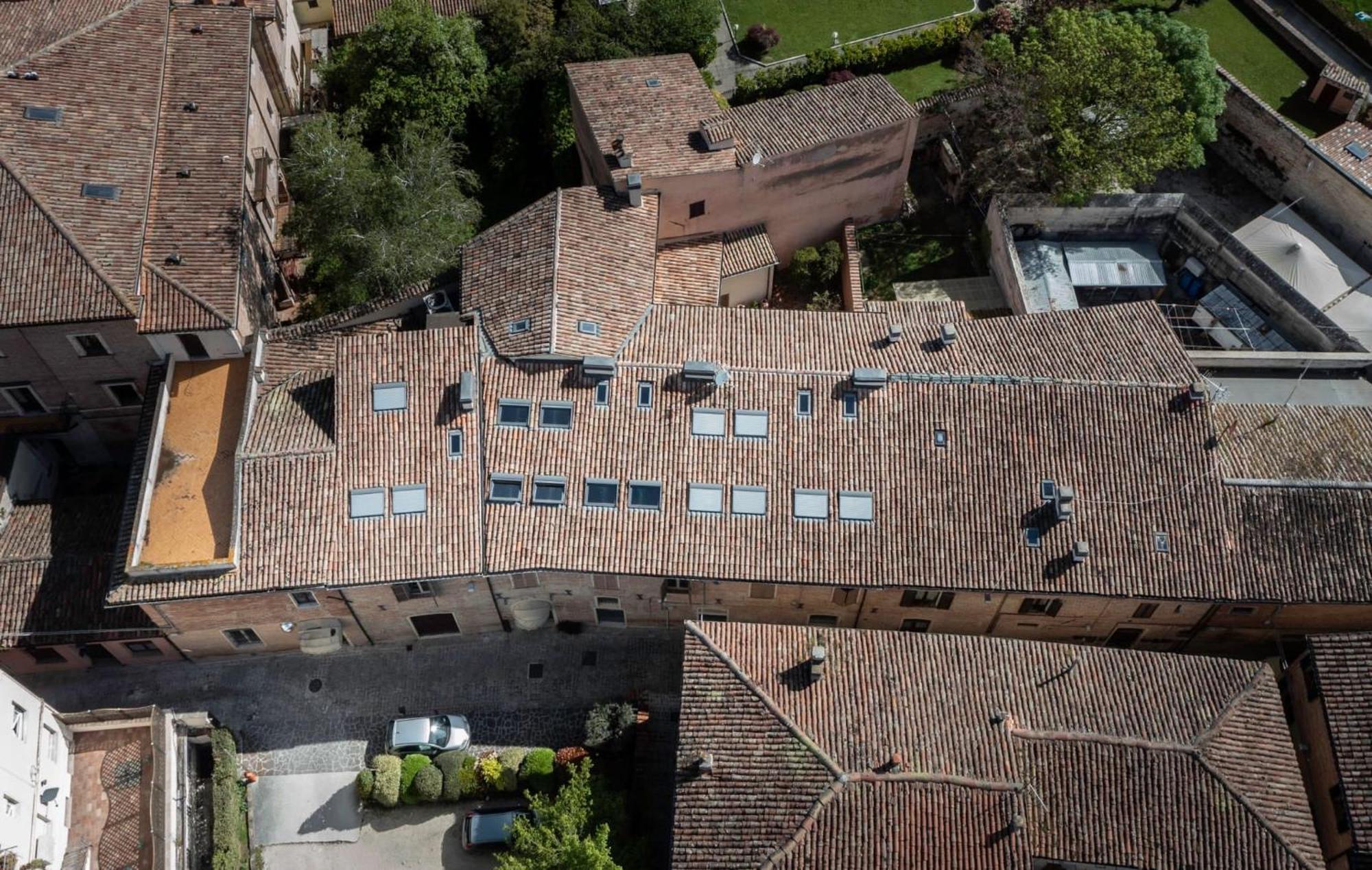 Hotel Residenza La Ceramica Фабриано Екстериор снимка