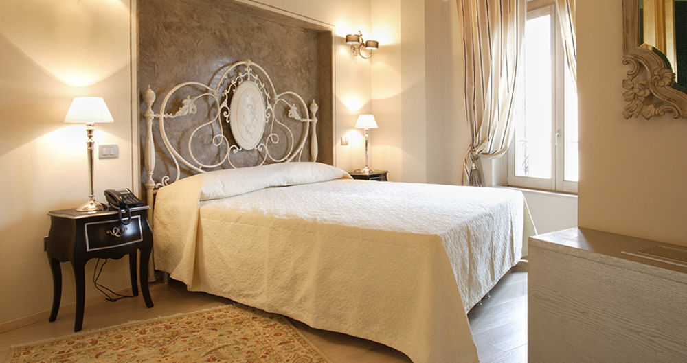 Hotel Residenza La Ceramica Фабриано Екстериор снимка